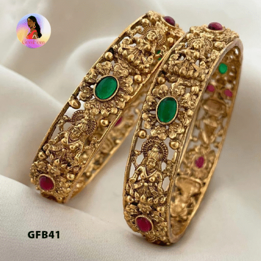 Sleek Bangles
