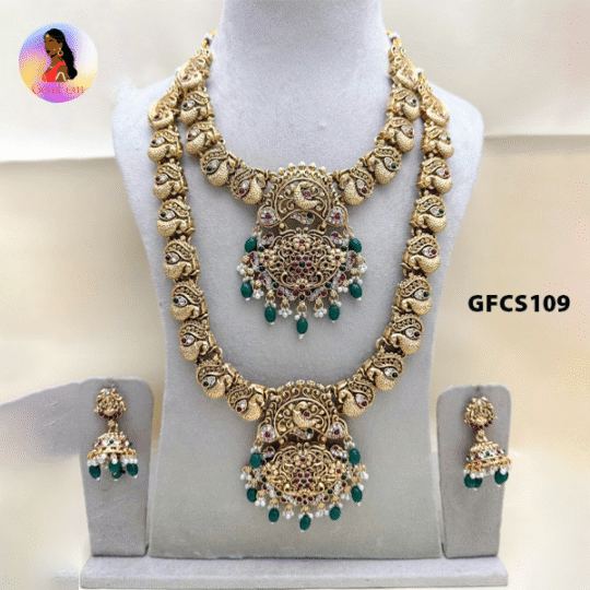 Traditional bridal set