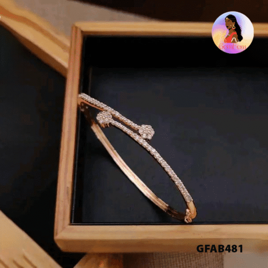 Sleek Bangles