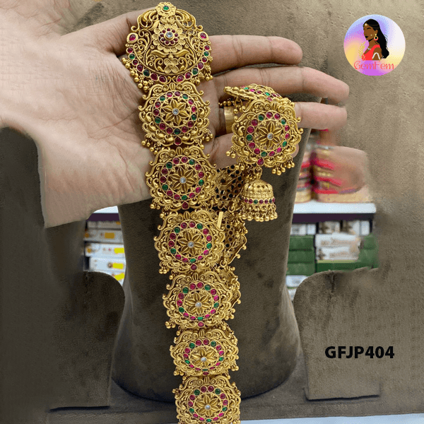 Long bridal Jada Pilla design