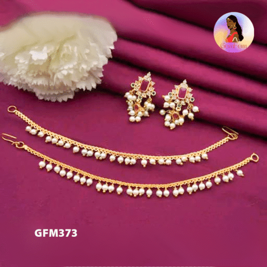 Pearl ear chain