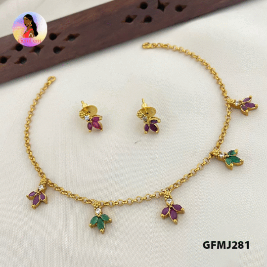 Adjustable Choker Set