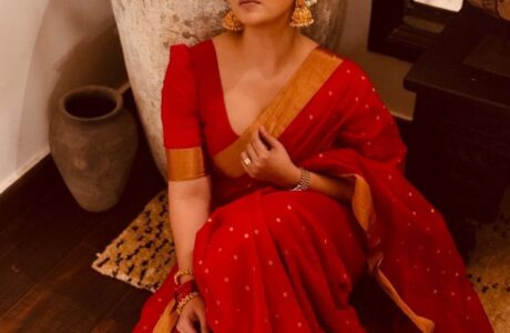 Nayanthara red saree jhumka look