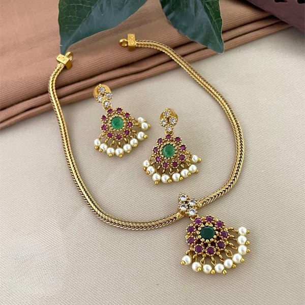 simple choker set for women