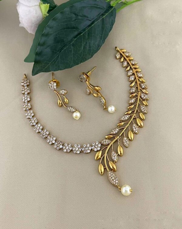 Indo Western Choker Set Under 500 with Matching Earrings