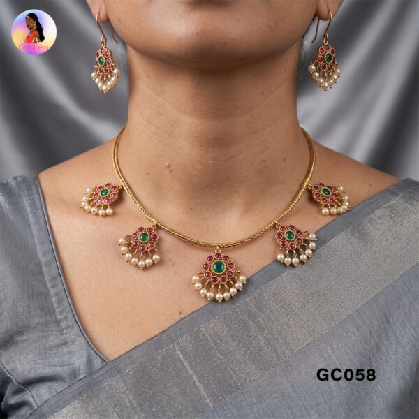 Lightweight Choker Set for Women with Matching Earrings