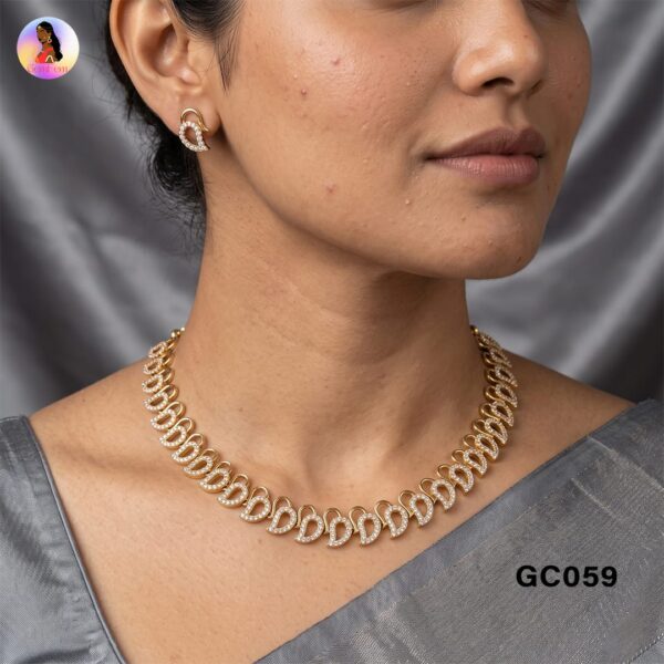Minimal Diamond Replica Choker Set with Matching Earrings